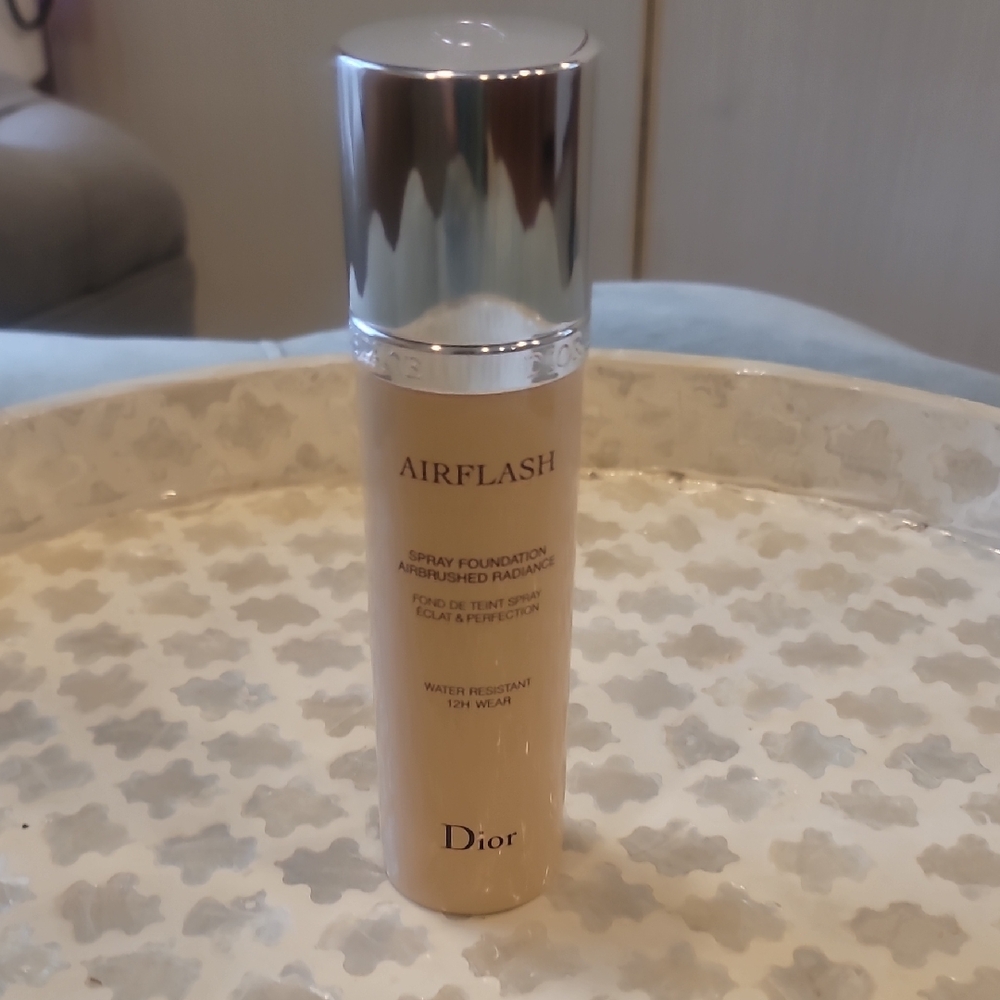 Dior Airflash Foundation Radiant Glow